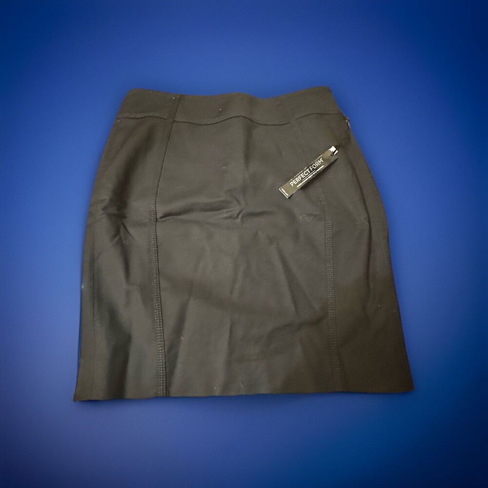NWT White House Black Market Perfect Form Pencil Skirt Blk Lined Stretch Size 4